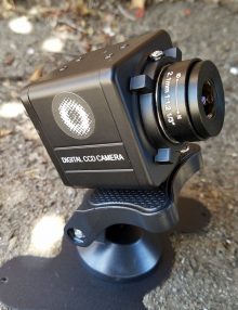 RI2 with lens on stand