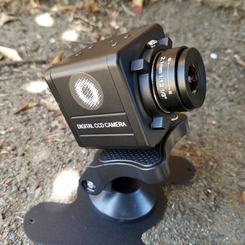 RI2 with lens on stand